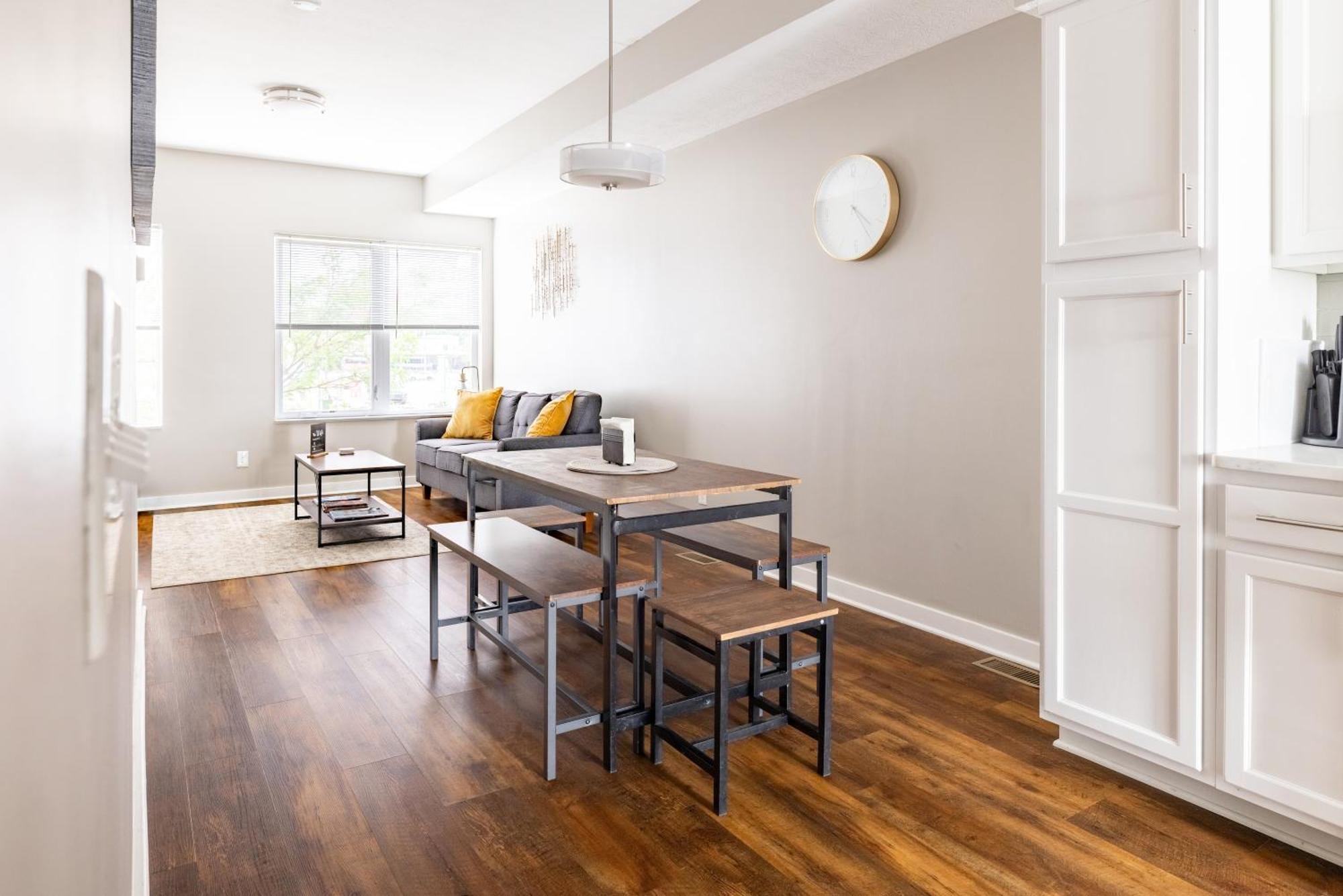 Luxury Downtown Townhome Unit 15 Кливланд Екстериор снимка
