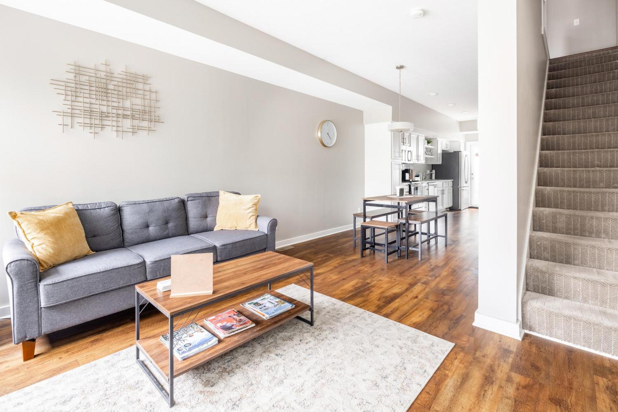 Luxury Downtown Townhome Unit 15 Кливланд Екстериор снимка